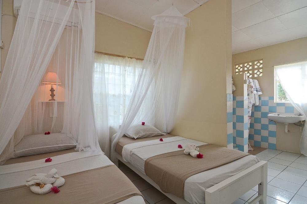 Hotel Keegans Beachside Bequia Island Exterior foto