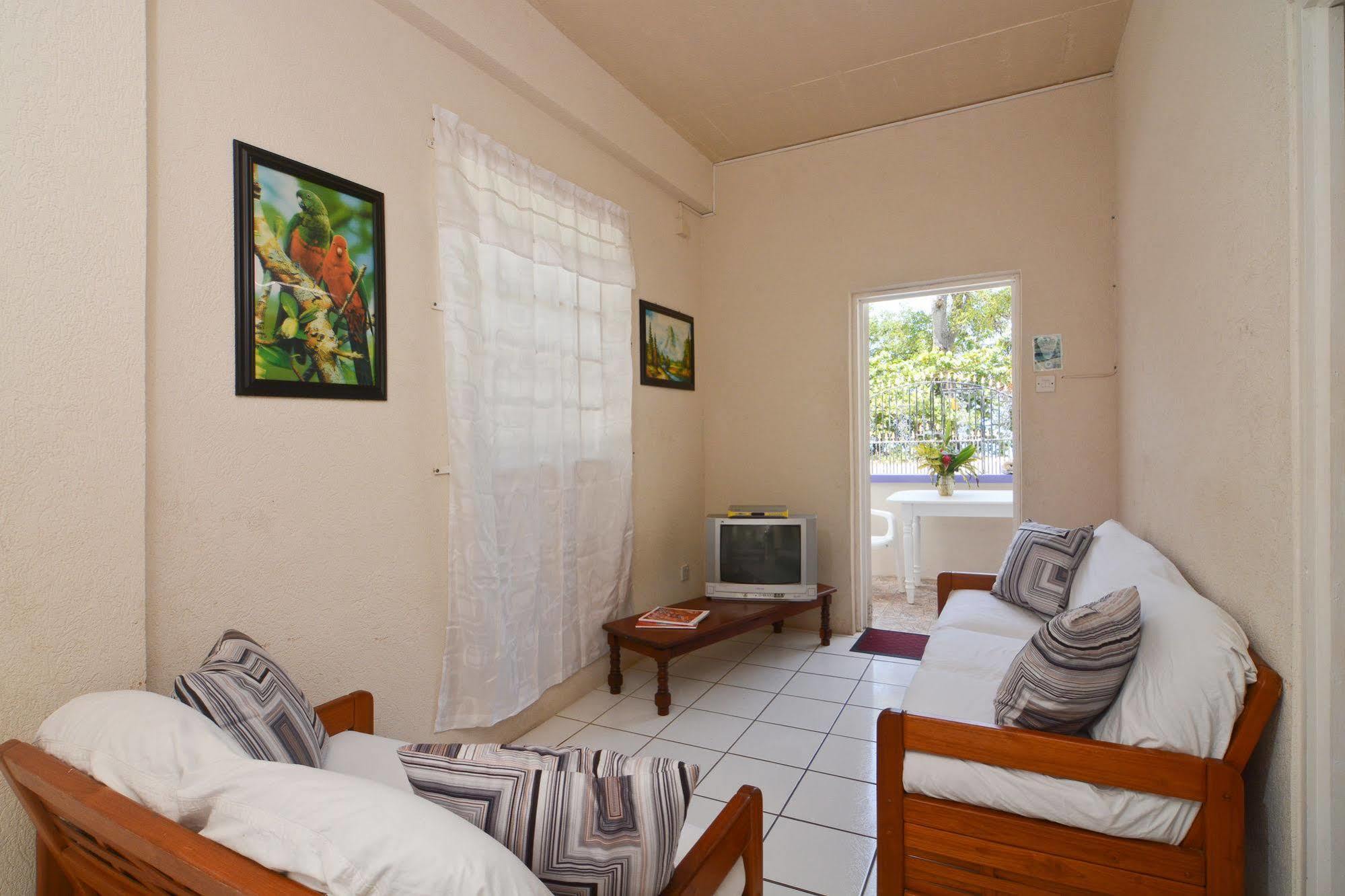 Hotel Keegans Beachside Bequia Island Exterior foto